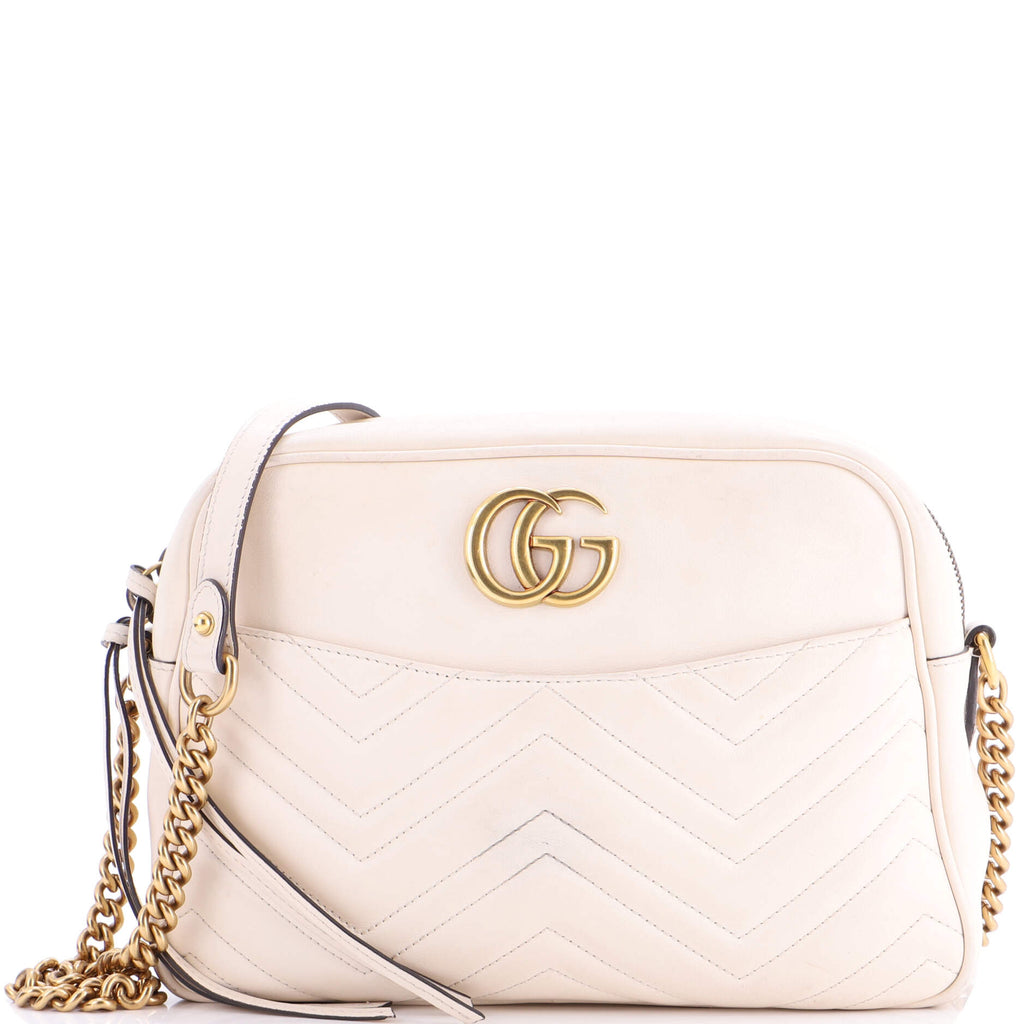 GG Marmont Shoulder Bag Matelasse Leather Medium