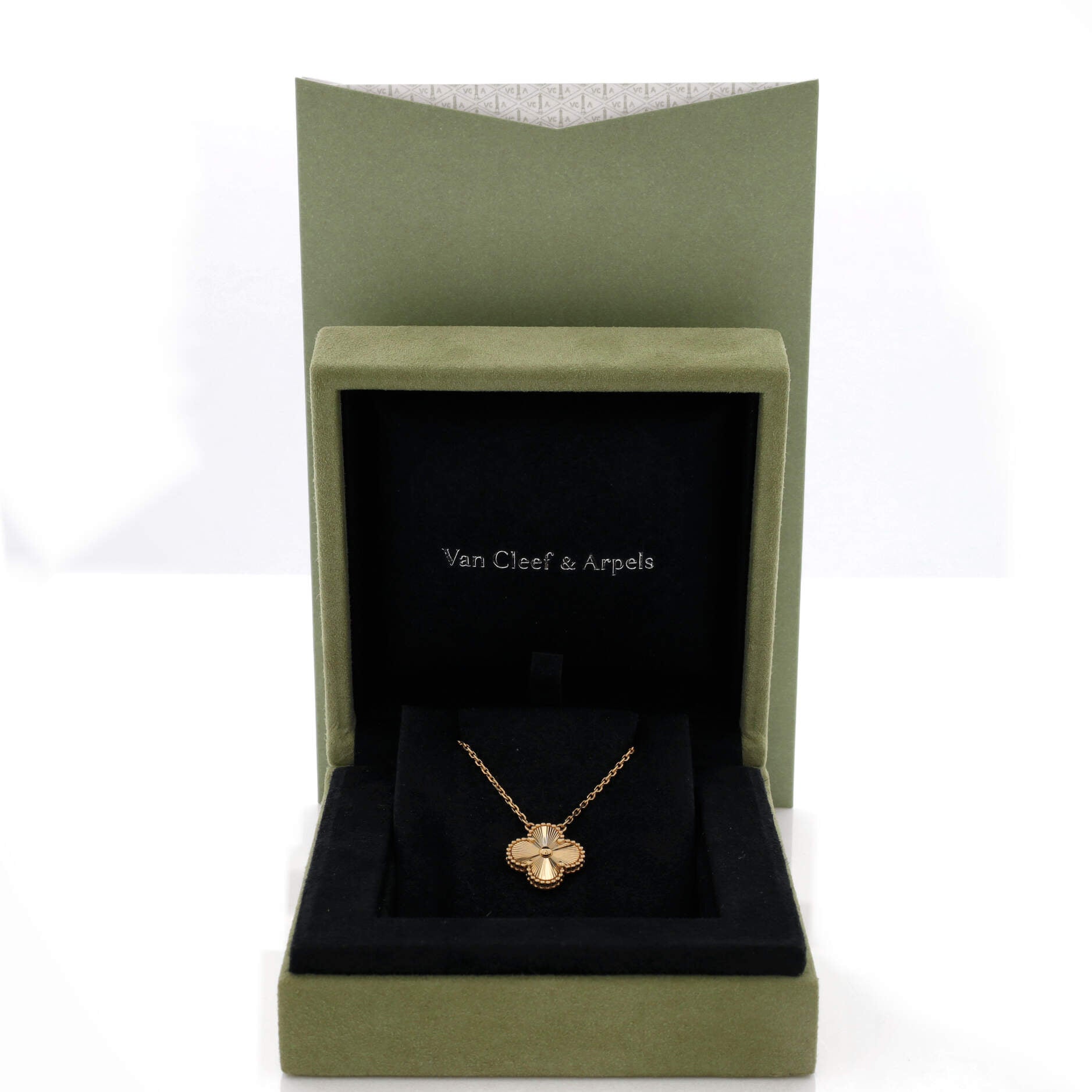 Vintage Alhambra Pendant Necklace Guilloche 18K Yellow Gold