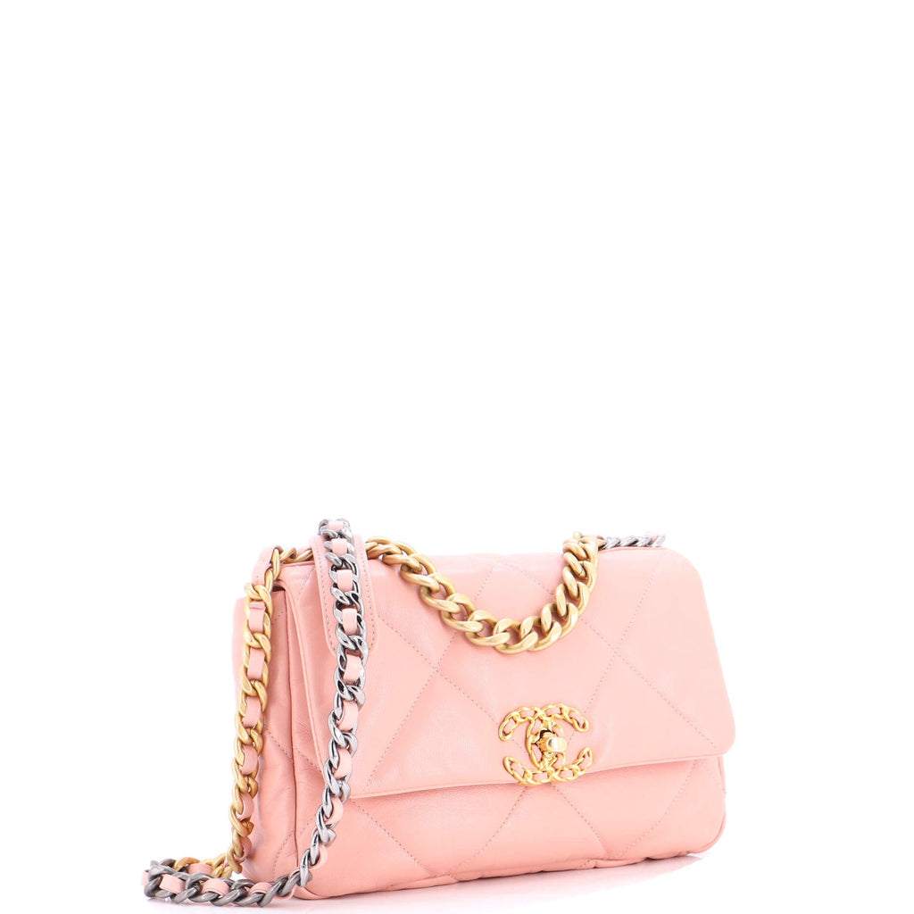 19 Flap Bag Quilted Leather Medium