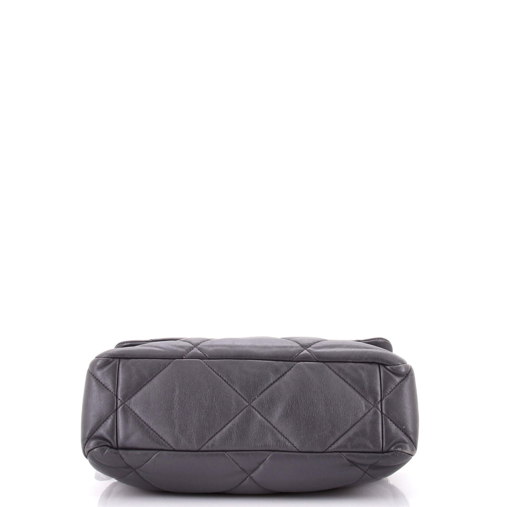 19 Flap Bag Quilted Leather Large