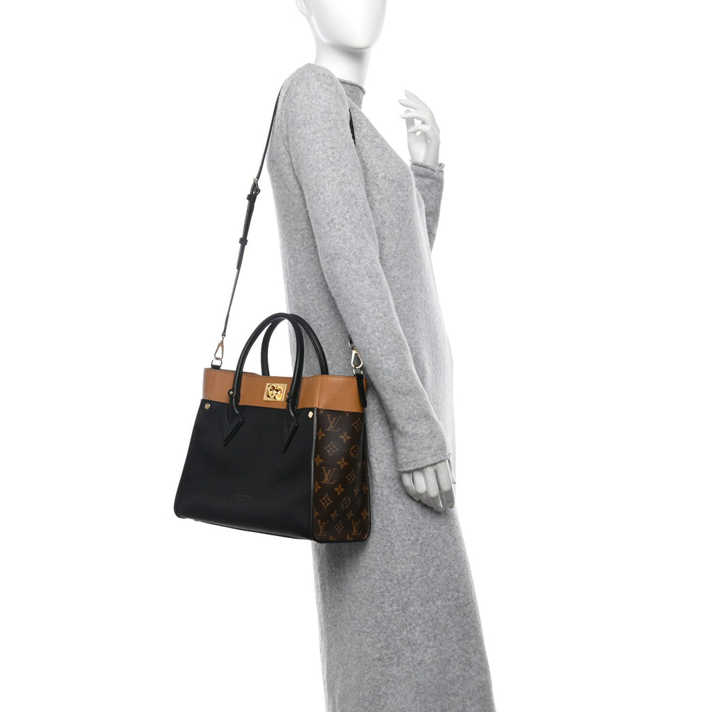Calfskin Monogram On My Side Black