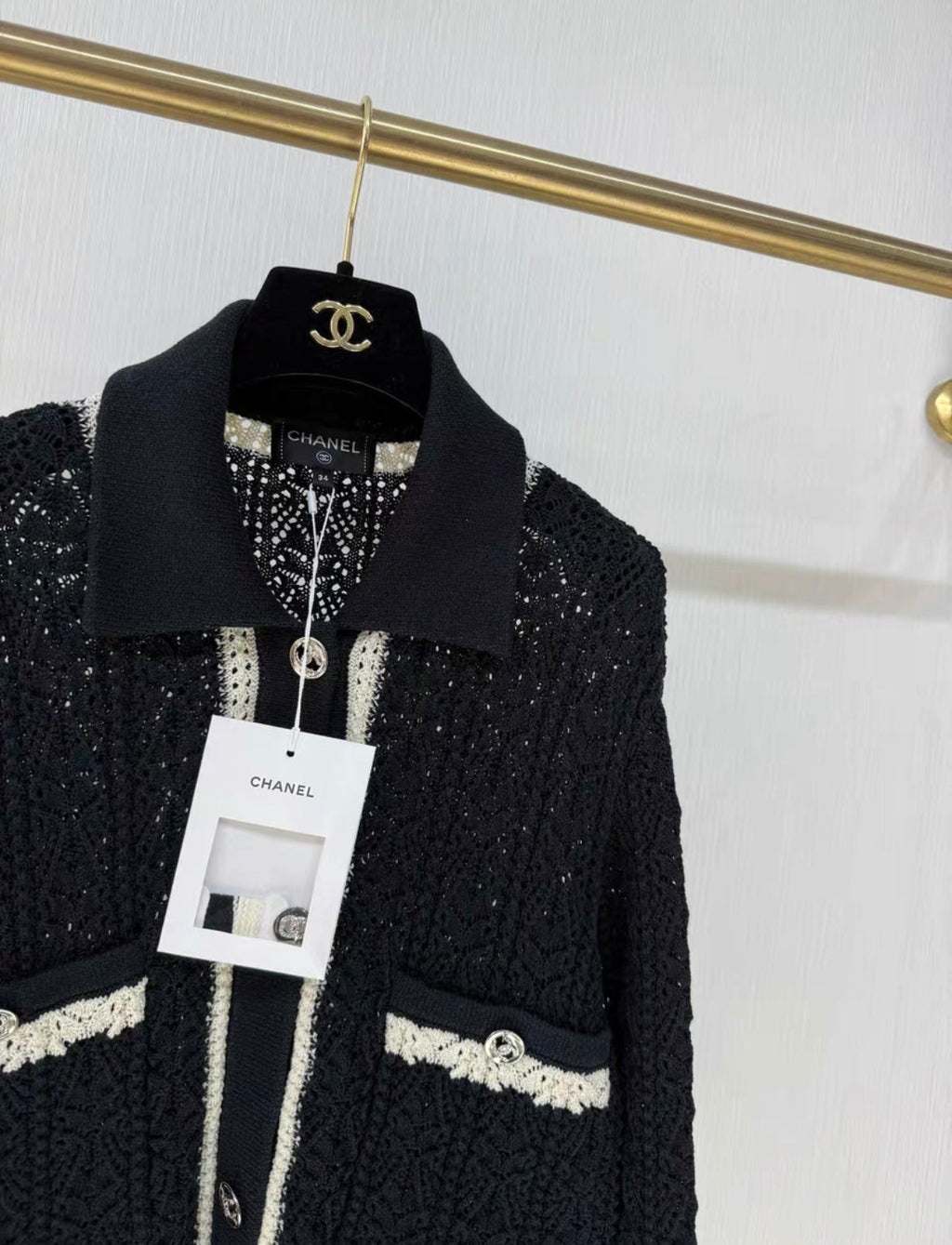 Chanel 24P black and white knitted igan size 34