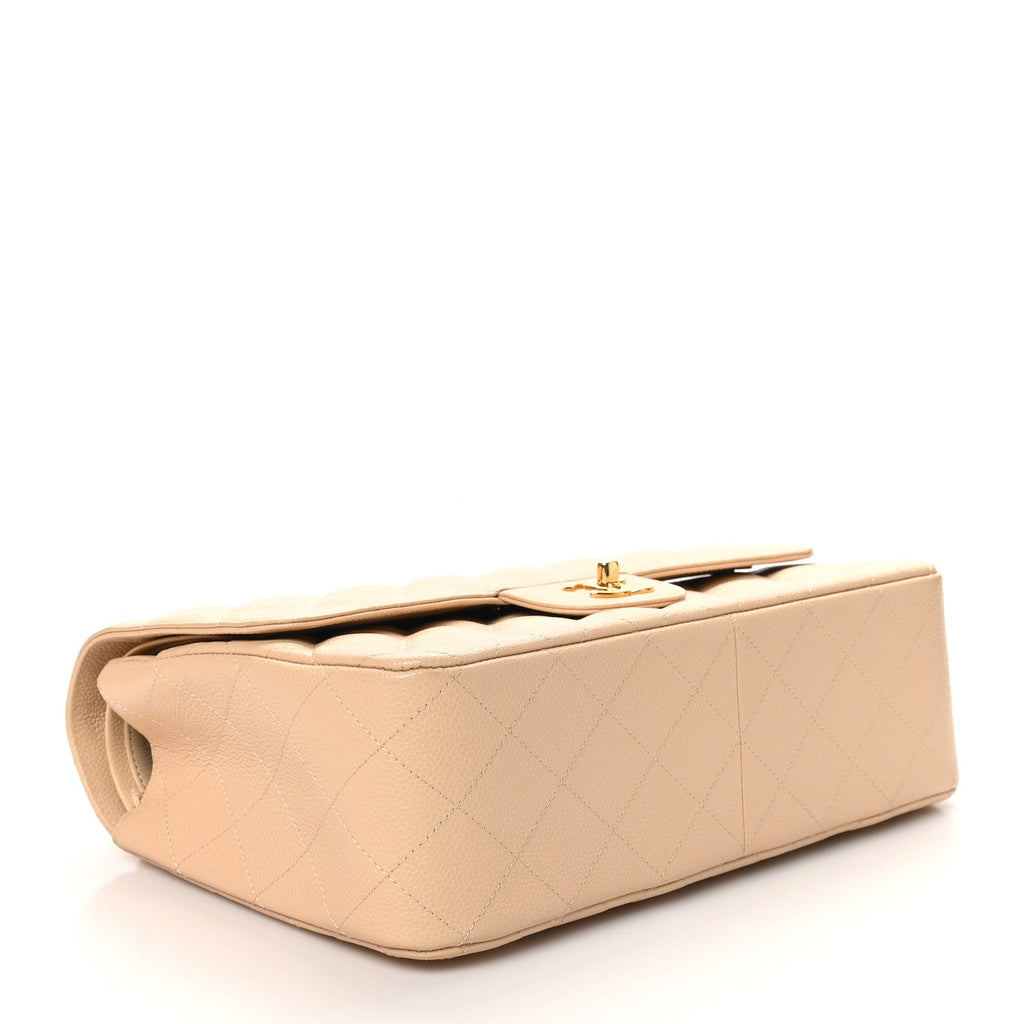 Caviar Quilted Jumbo Double Flap Beige Clair