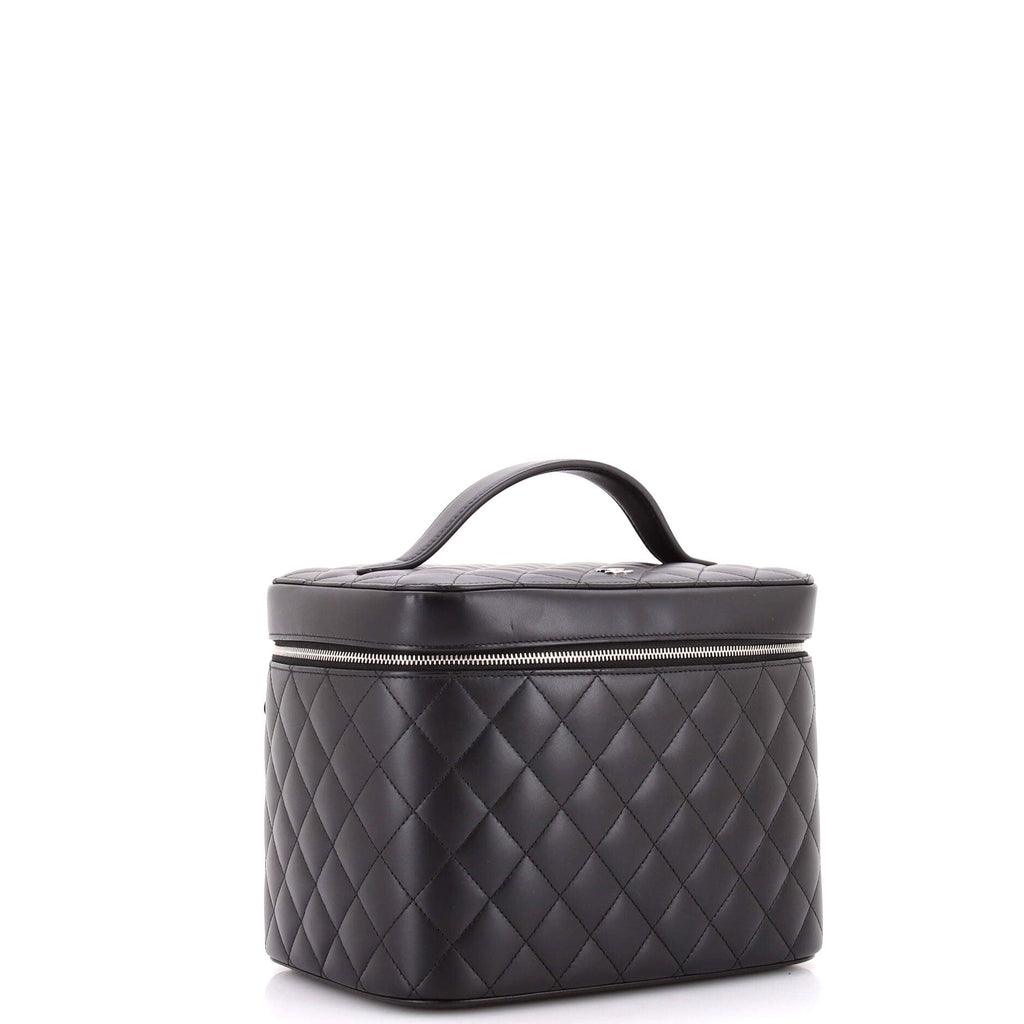 Classic Vanity Case Quilted Lambskin Large