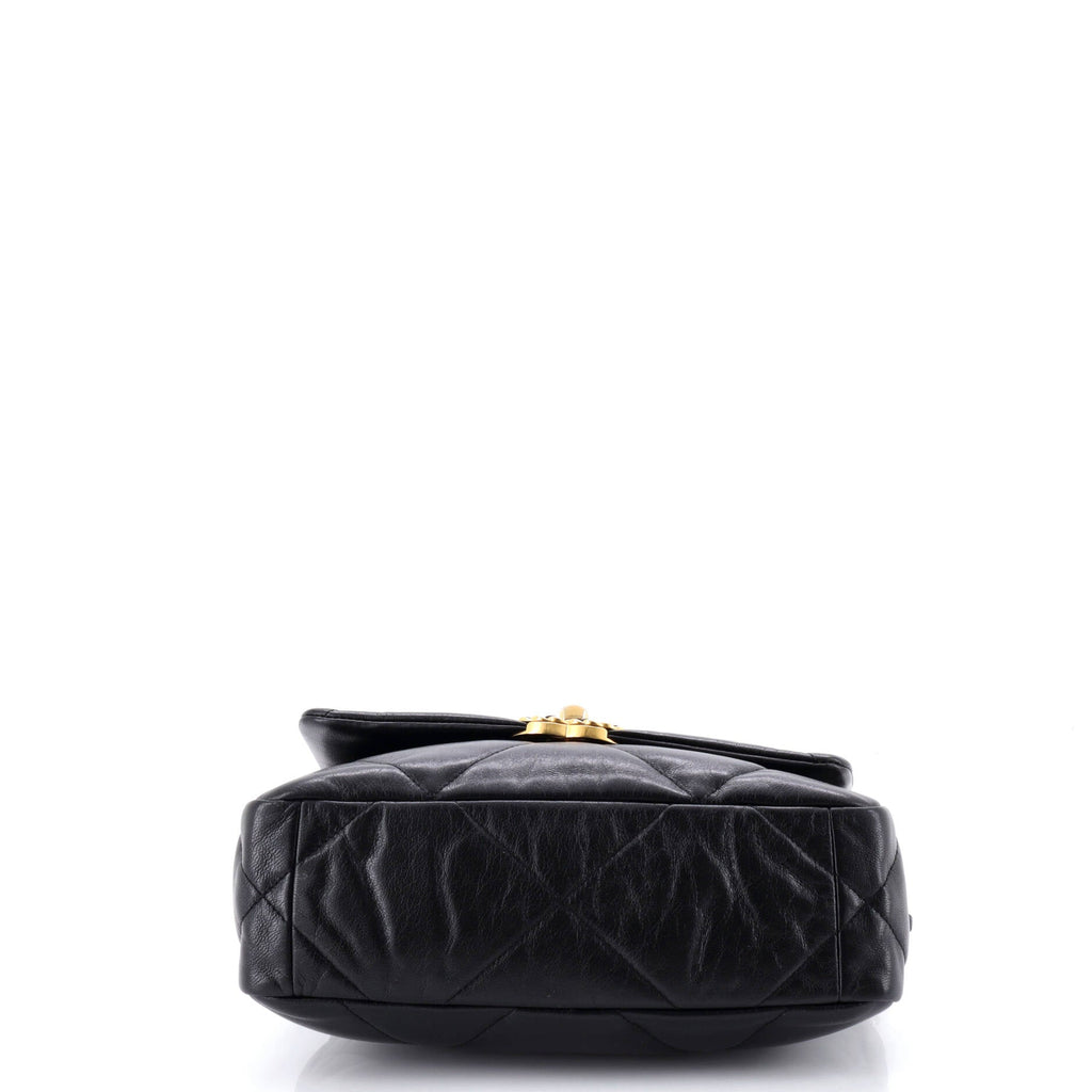 19 Flap Bag Quilted Leather Medium