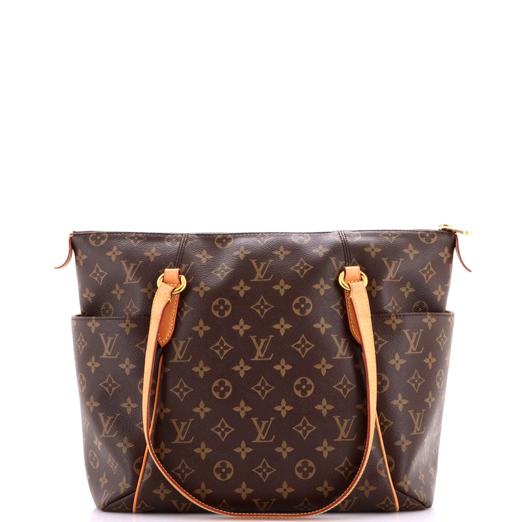 Totally Handbag Monogram Canvas MM