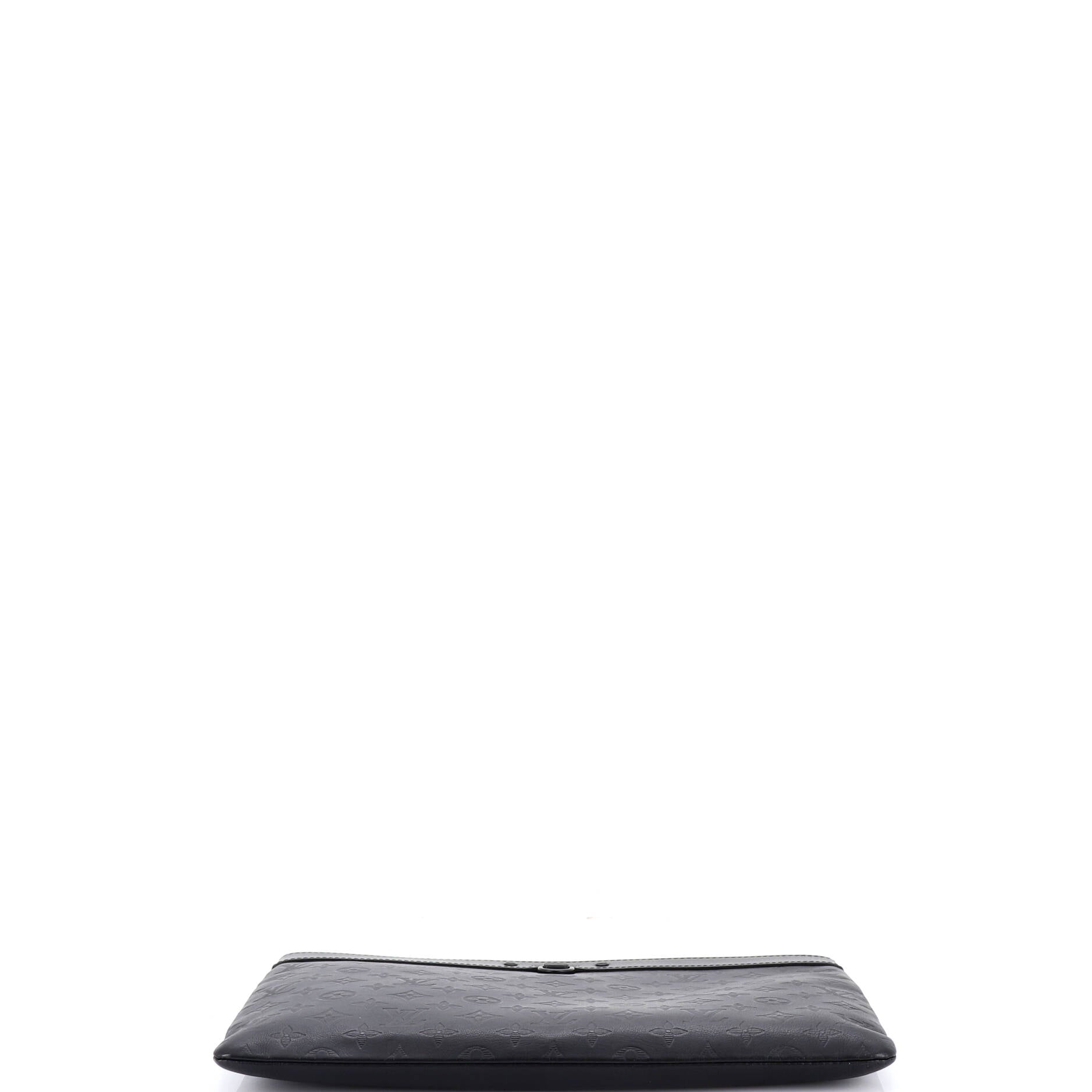 Discovery Pochette Monogram Shadow Leather GM