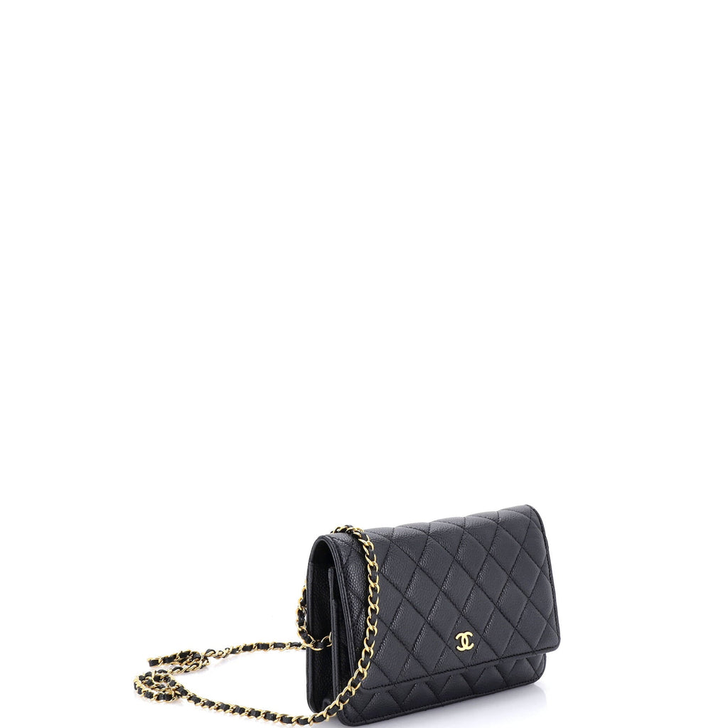 Wallet on Chain Quilted Caviar