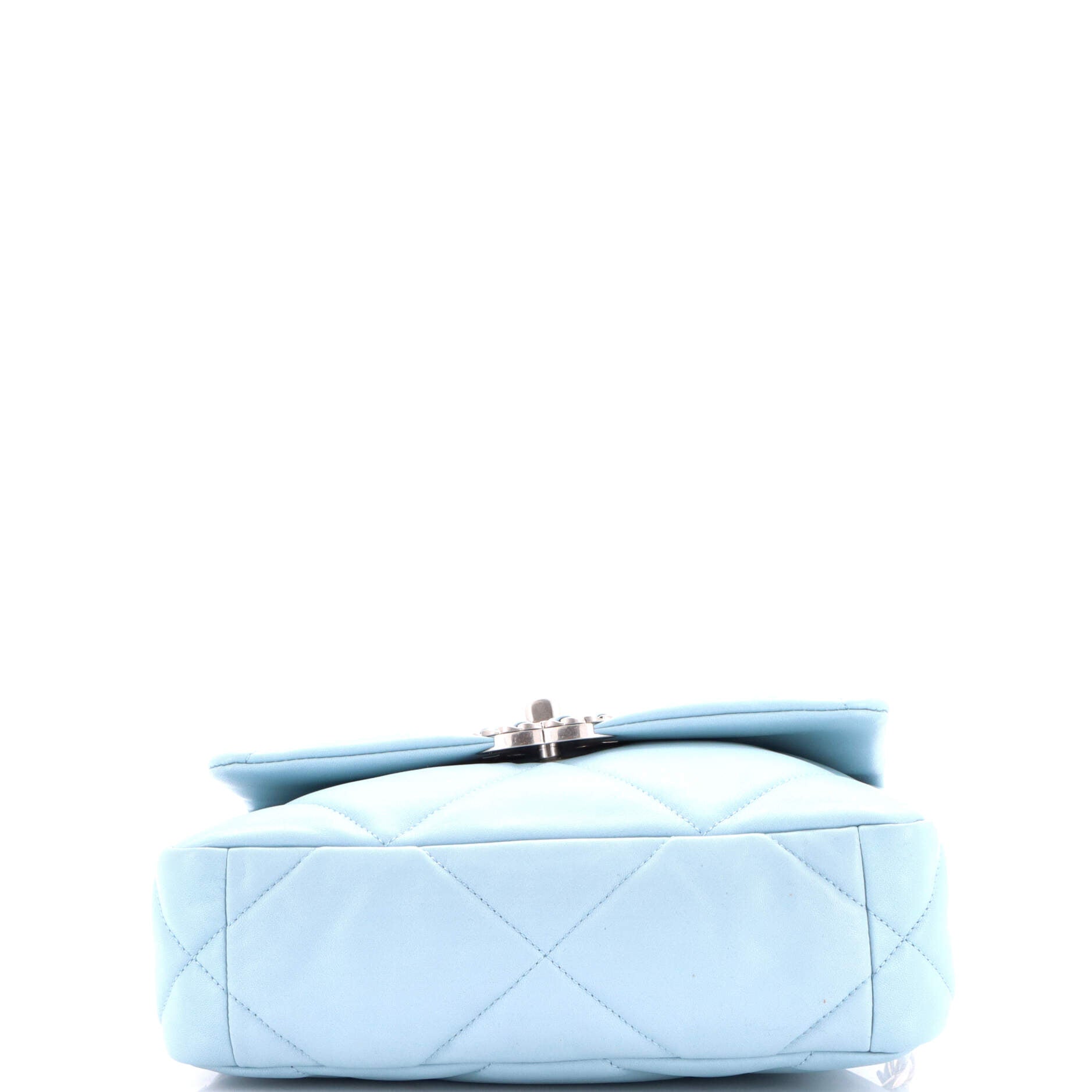 19 Flap Bag Quilted Leather Medium