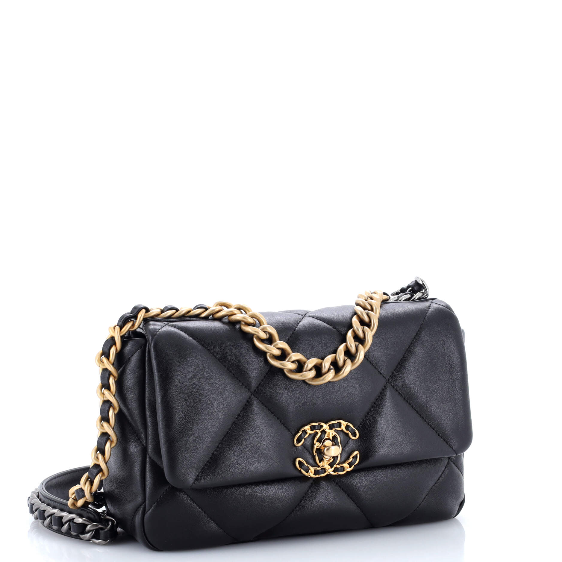 19 Flap Bag Quilted Leather Medium