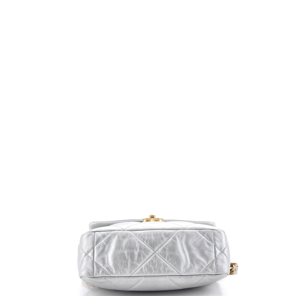 19 Flap Bag Quilted Leather Medium