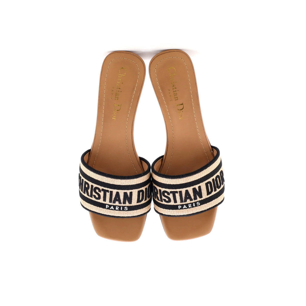 Women's Dway Heeled Sandals Embroidered Raffia