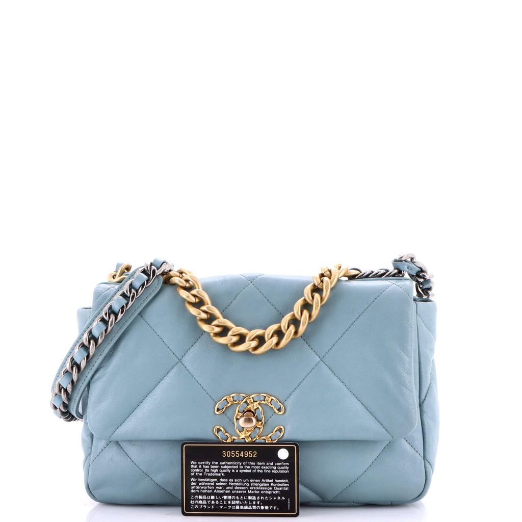 19 Flap Bag Quilted Leather Medium