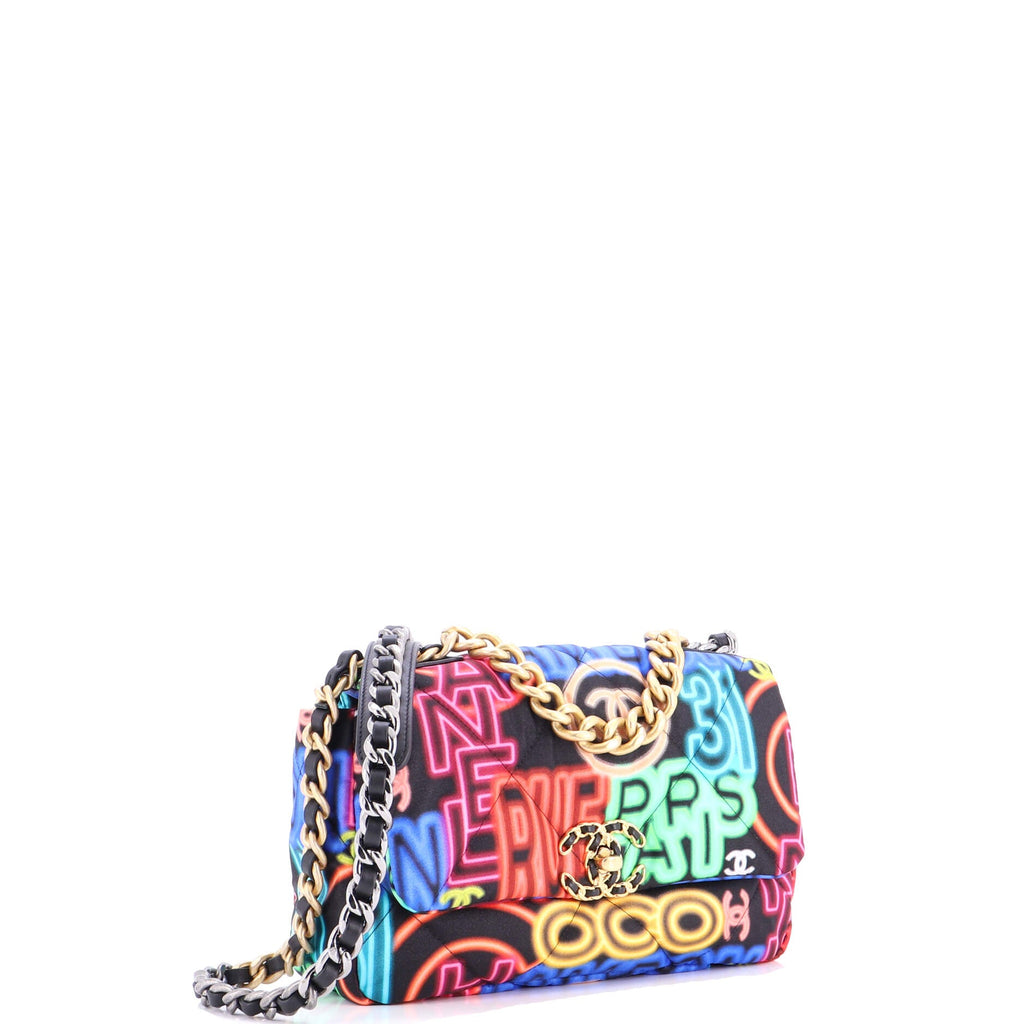 19 Flap Bag Quilted Graffiti Print Fabric Medium
