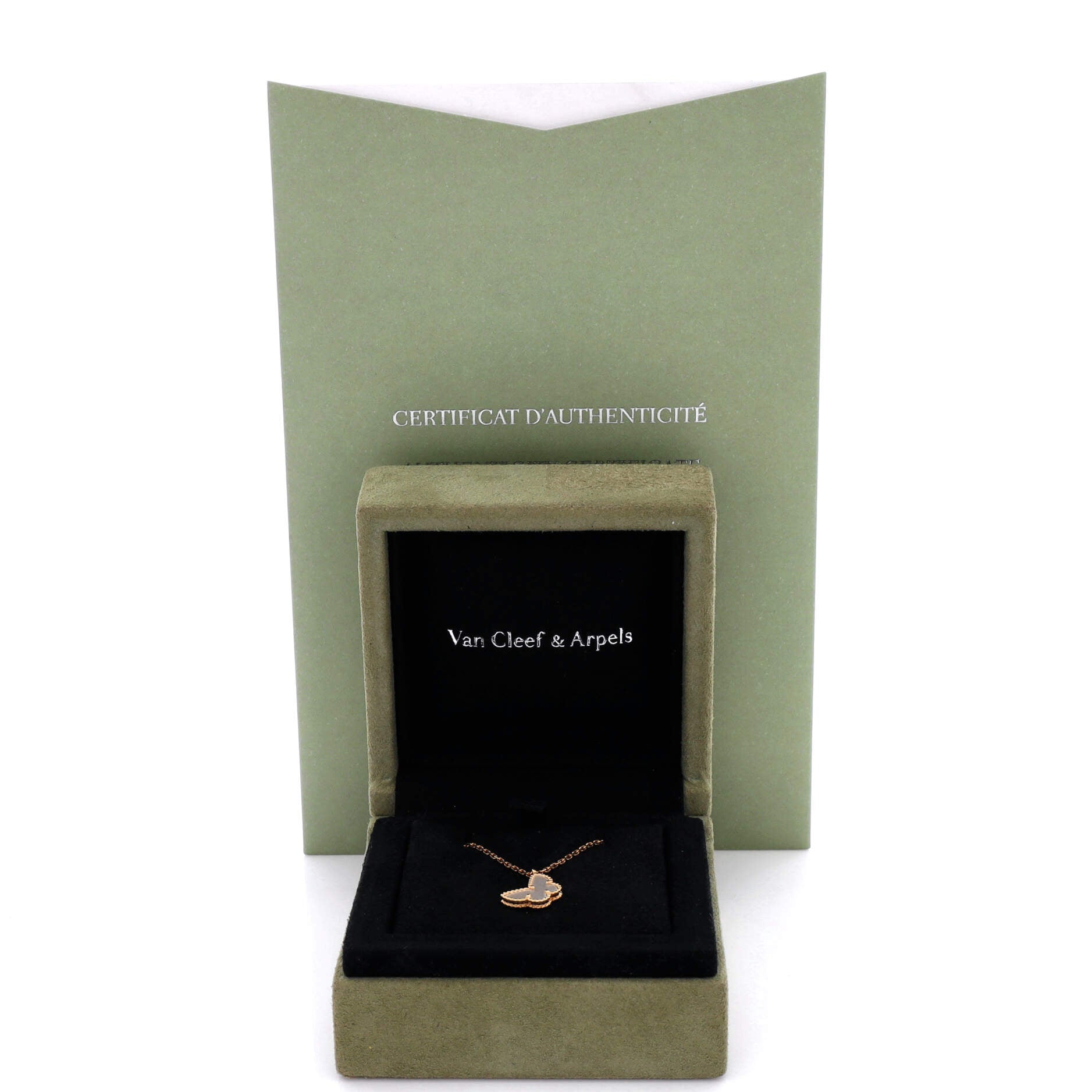 Sweet Alhambra Butterfly Pendant Necklace 18K Yellow Gold and Mother of Pearl