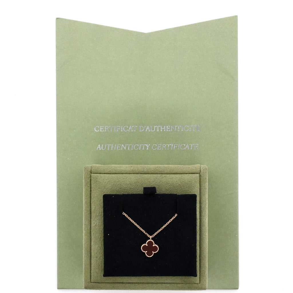 Sweet Alhambra Pendant Necklace 18K Rose Gold and Carnelian