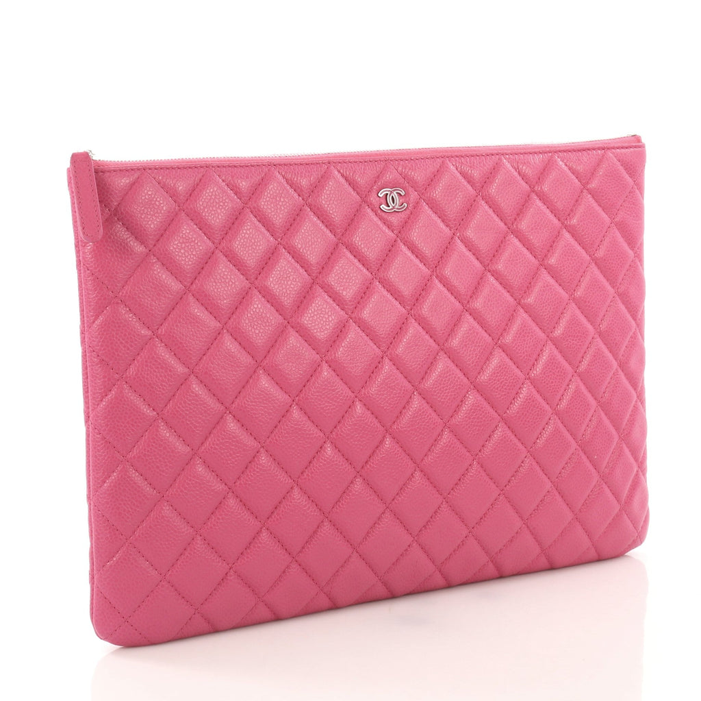 O Case Clutch Quilted Caviar Large