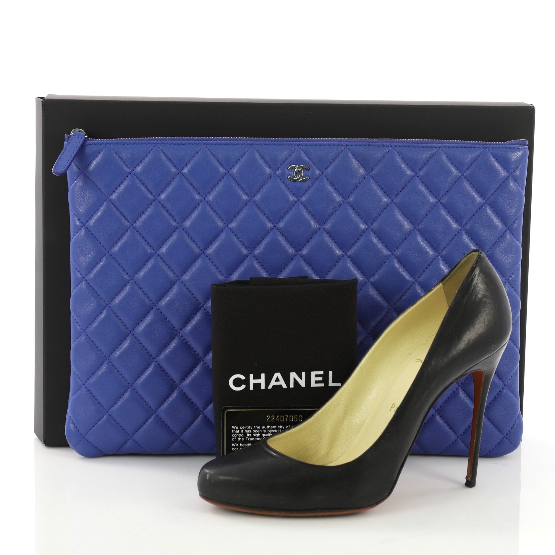 O Case Clutch Quilted Lambskin Large