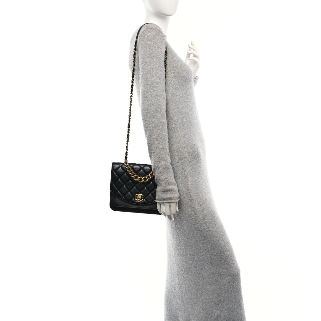 Calfskin Caviar Quilted Chain Handle Flap Black