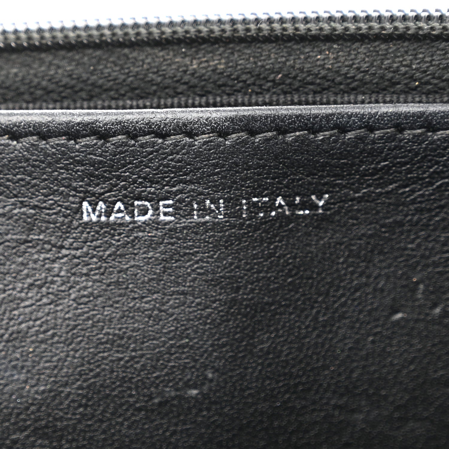 Patent Quilted Bi-Color Wallet On Chain WOC Red Black