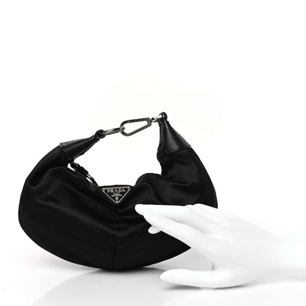 Tessuto Nylon Saffiano Re-Edition 2006 Shoulder Bag Black