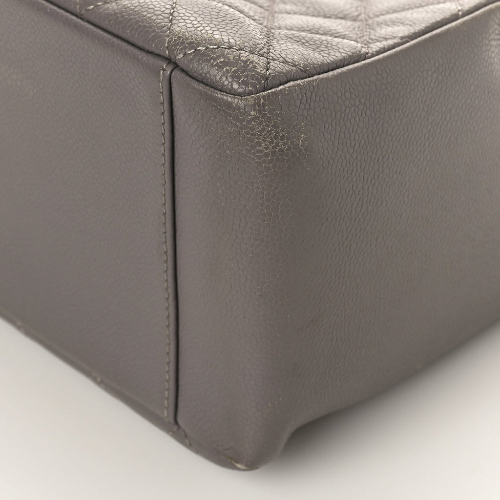 Caviar Quilted Grand Shopping Tote GST Light Grey