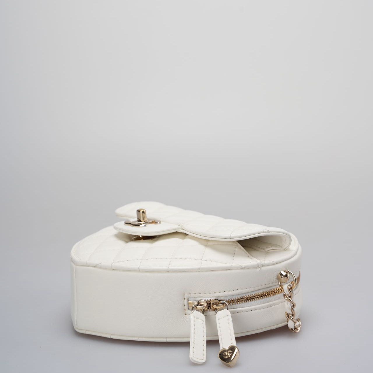 Chanel Big Heart Bag Lambskin Quilted CC In Love Clutch With Chain in White