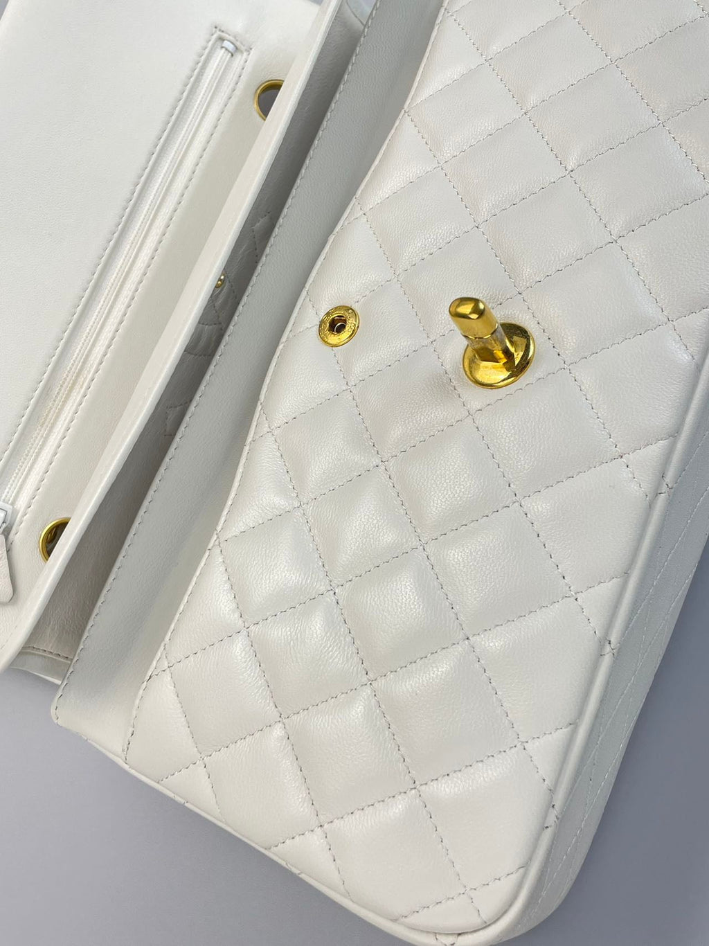 Chanel  Vinateg White Classic Flap Bag  with Gold Hardware