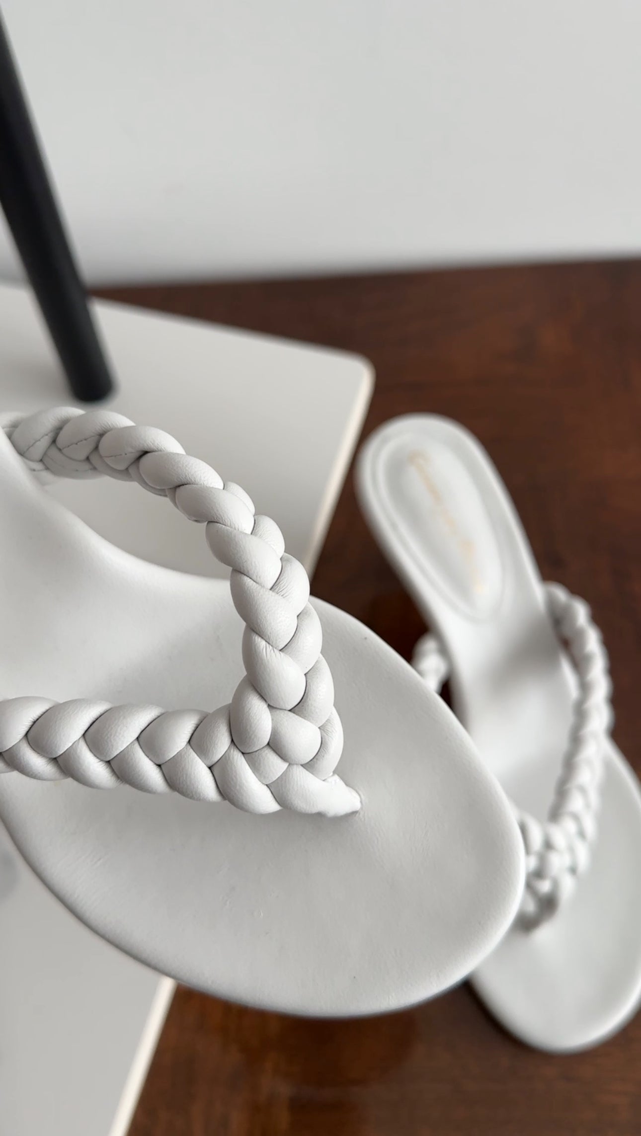 Gianvito Rossi White Leather Braided Sandals - 37