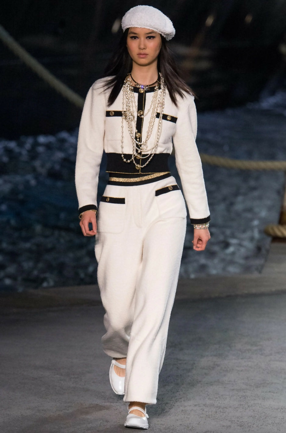 Chanel Cruise 2019 La Pausa White Black Gold Terry 19C igan Jacket