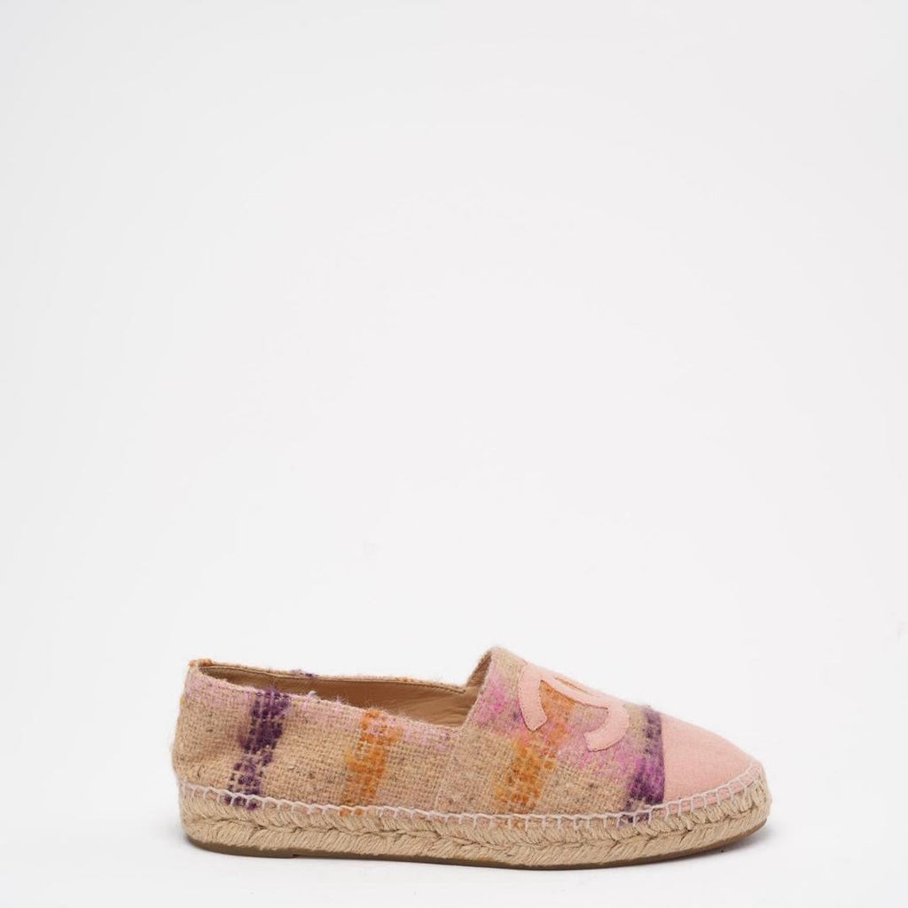 Chanel Beige / Pink Peach CC Cap Toe Espadrilles 40