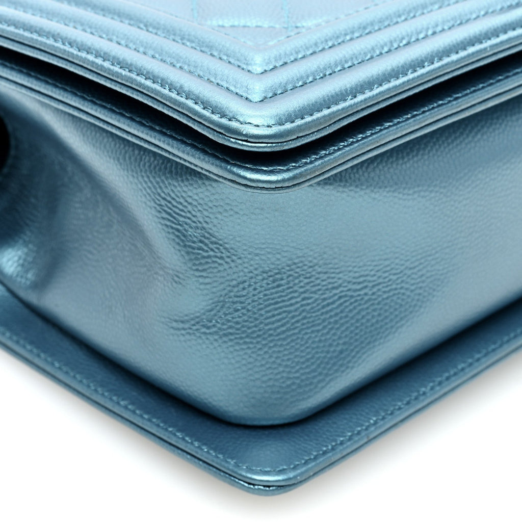 Metallic Caviar Quilted Medium Boy Flap Turquoise