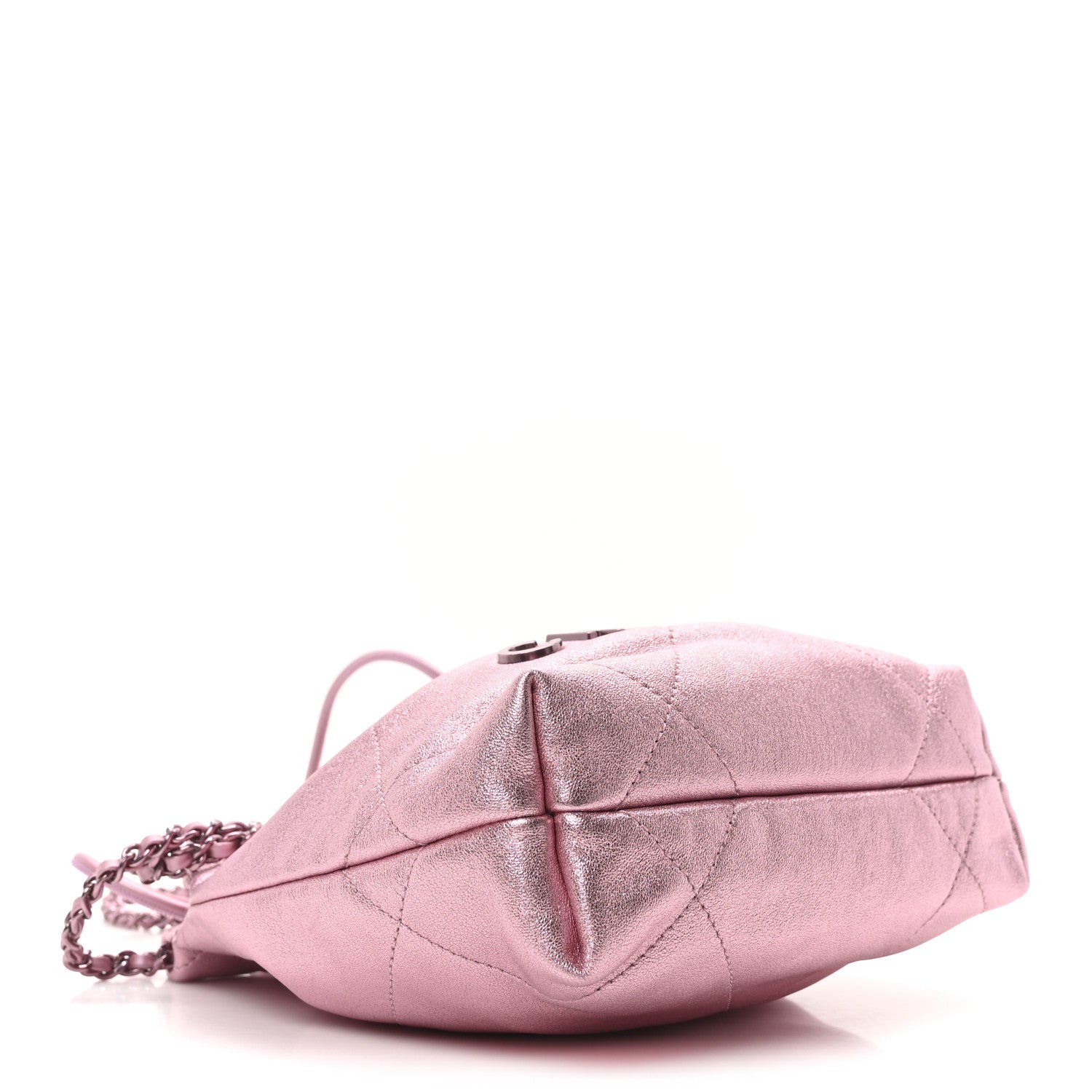 Metallic Lambskin Lacquered Monochrome Quilted Mini Chanel 22 Pink