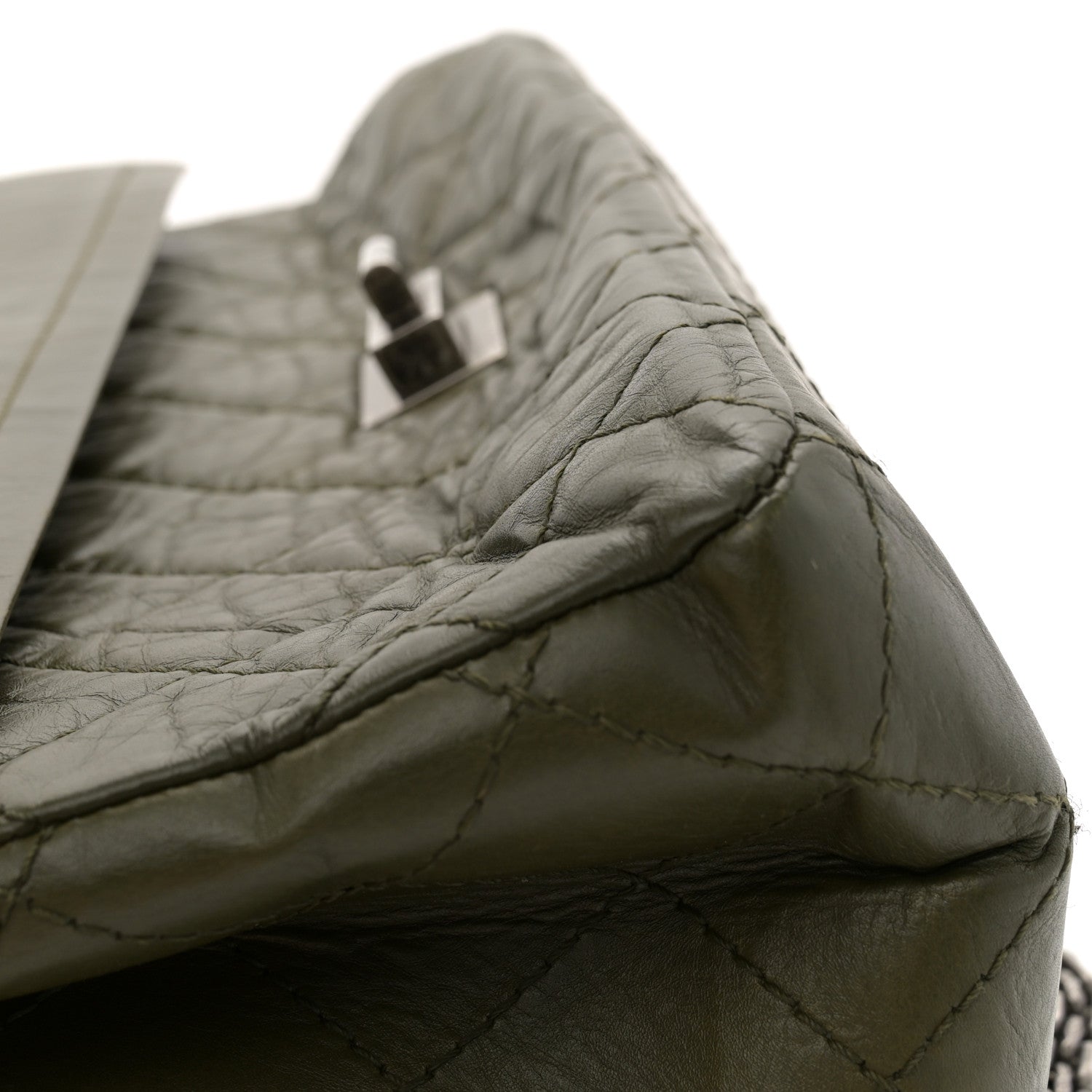 Aged Calfskin Quilted 2.55 Reissue 227 Flap Dark Green