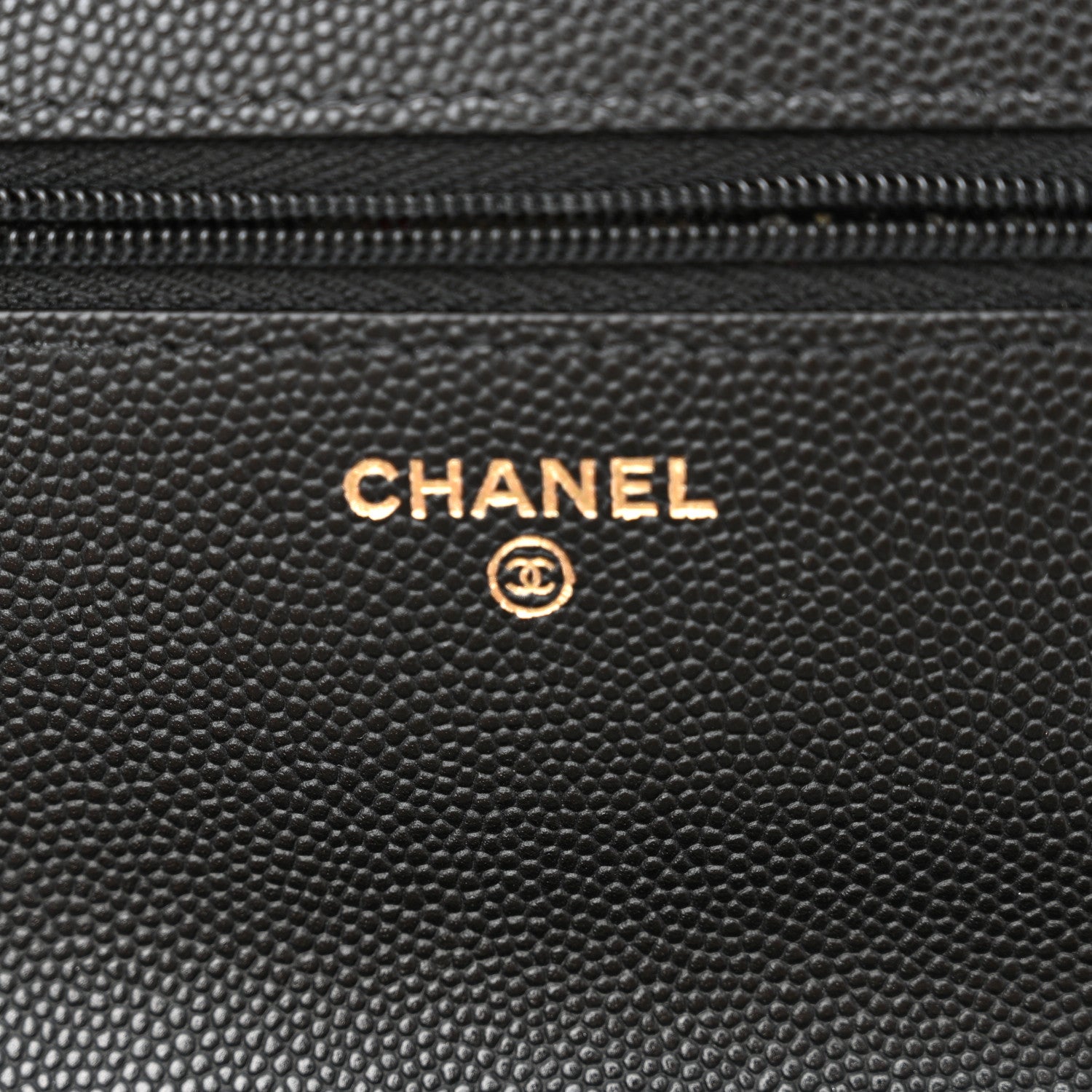 Caviar Quilted Striated CC Wallet On Chain WOC Black