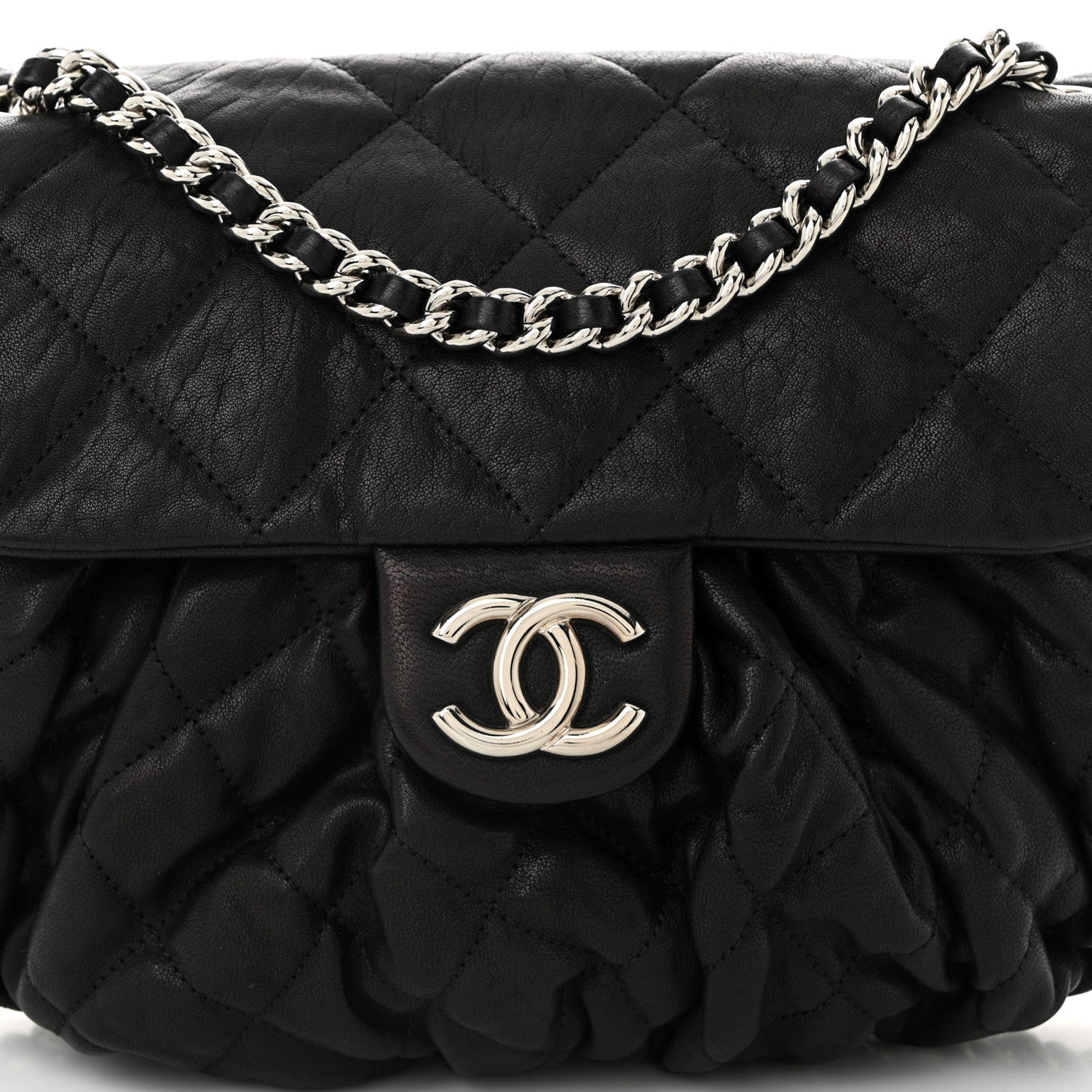 Washed Lambskin Quilted Medium Chain Around Messenger Black