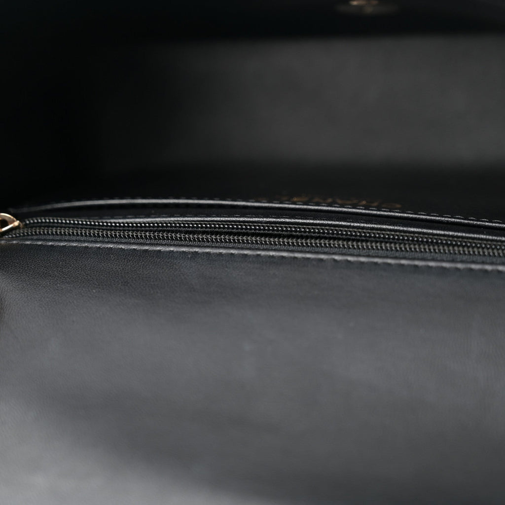 Lambskin Quilted Resin CC Flap Bag Black White