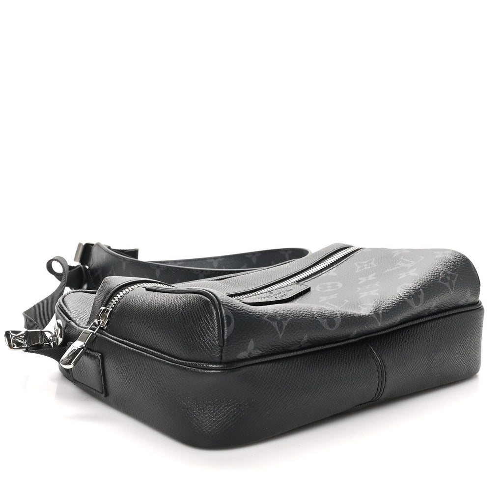 Taiga Monogram Eclipse Outdoor Messenger Black