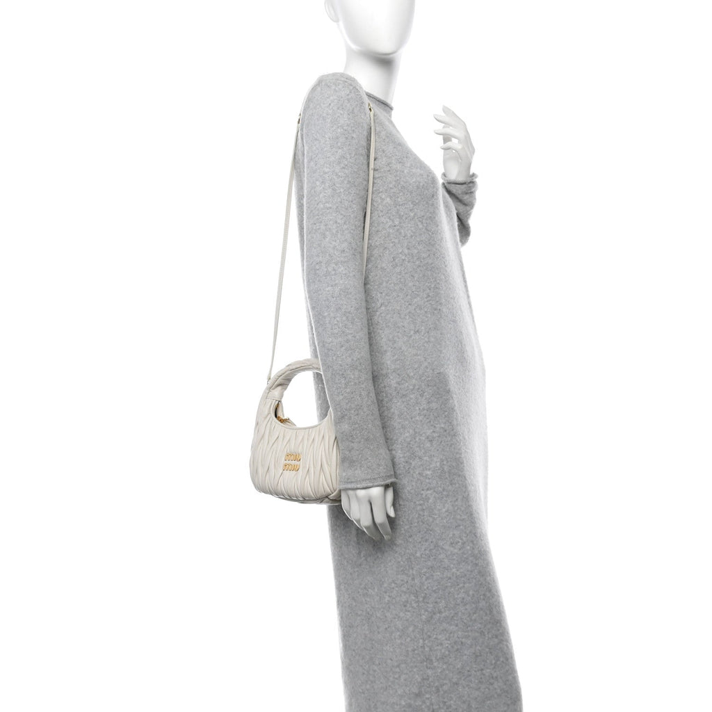 Nappa Matelasse Small Wander Hobo White