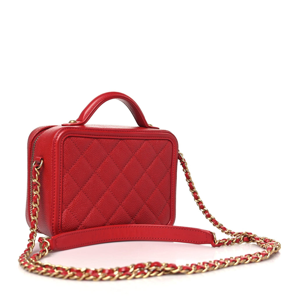 Caviar Quilted Small CC Filigree Vanity Case Red