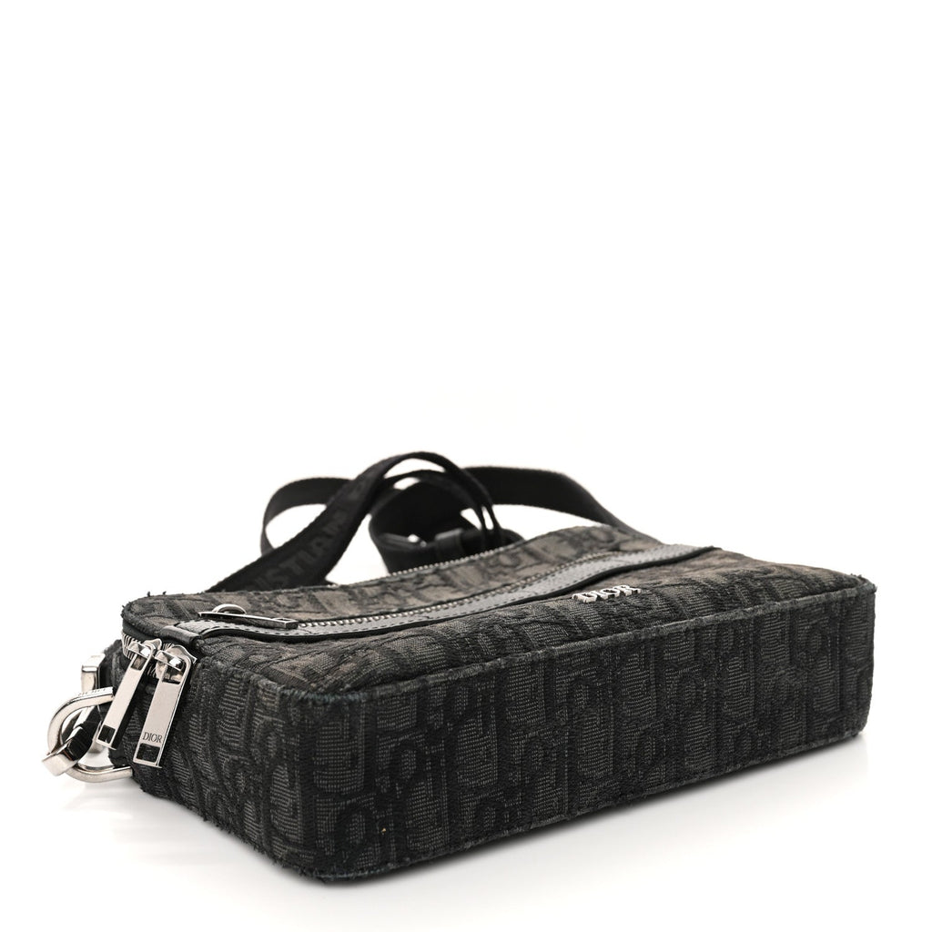 HOMME Oblique Safari Messenger Black