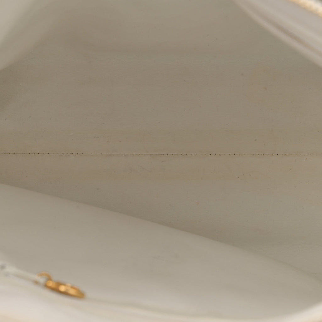 Caviar CC Shoulder Bag White