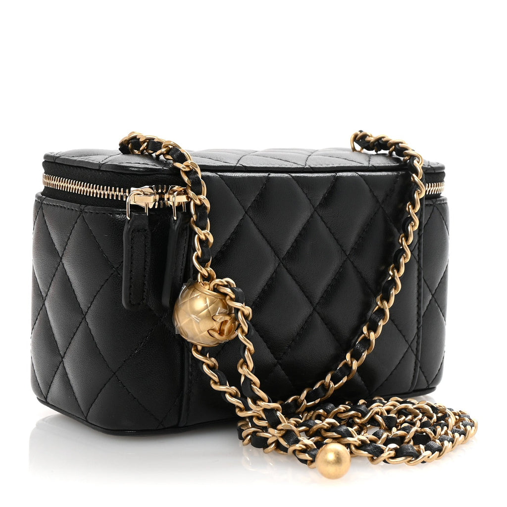 Lambskin Quilted Pearl Crush Small Vanity Case With Chain Black