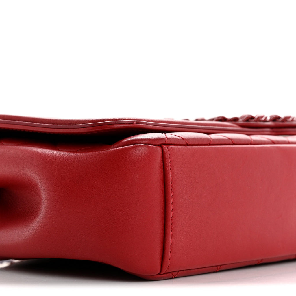 Calfskin Quilted Medium CC Filigree Flap Red