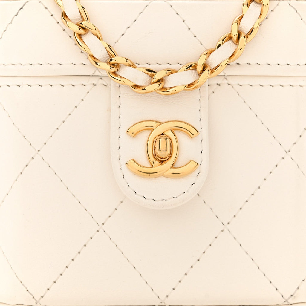 Lambskin Quilted Vanity Clutch With Chain White
