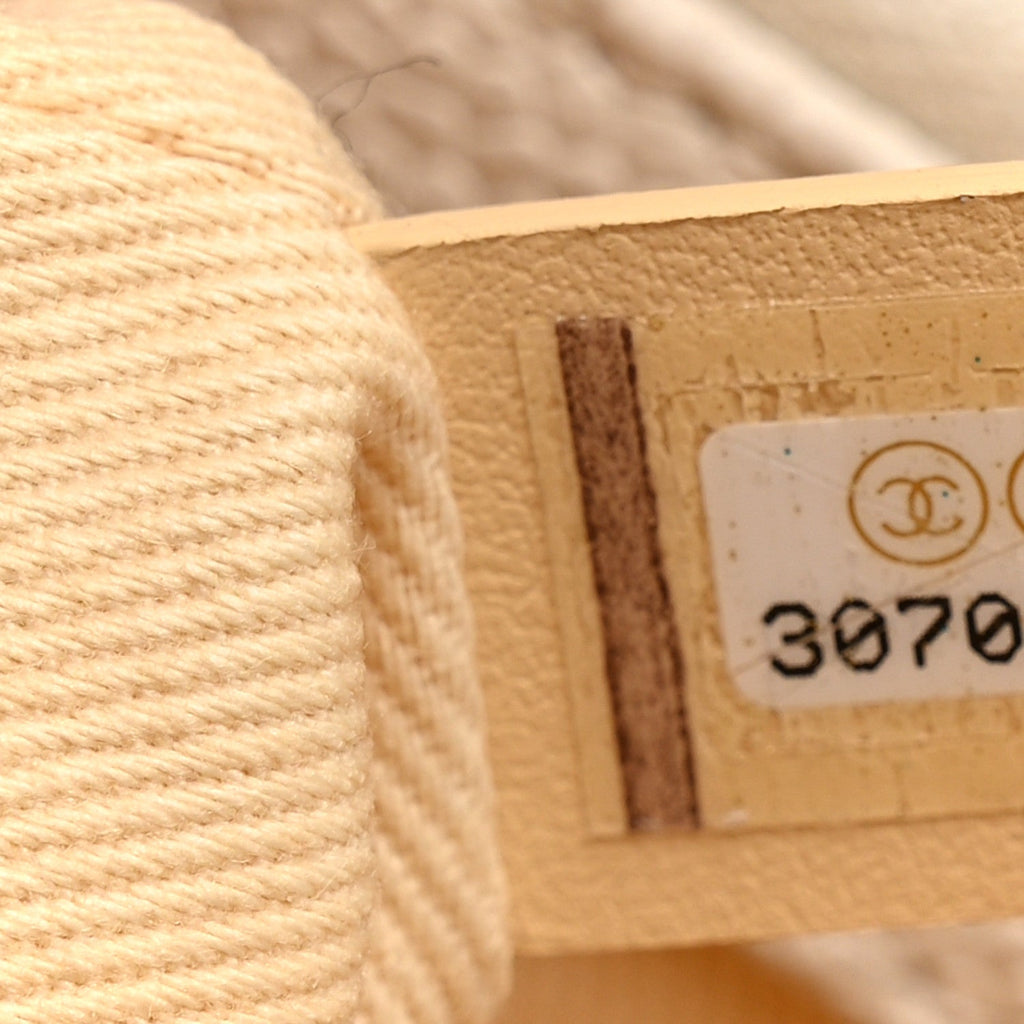 Grained Calfskin Small Stitched Flap White
