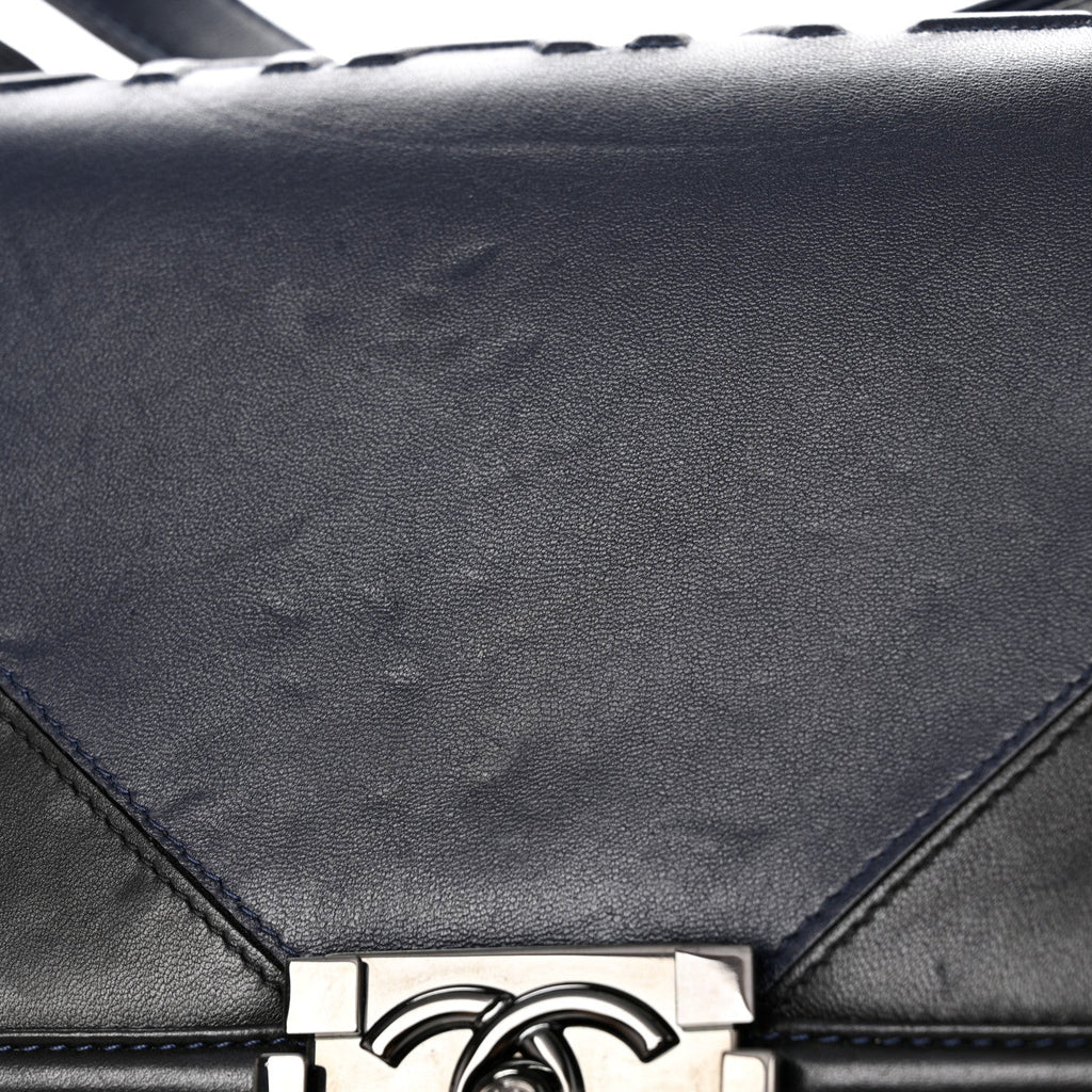 Calfskin Medium Bi-Color Boy Flap Black Dark Navy