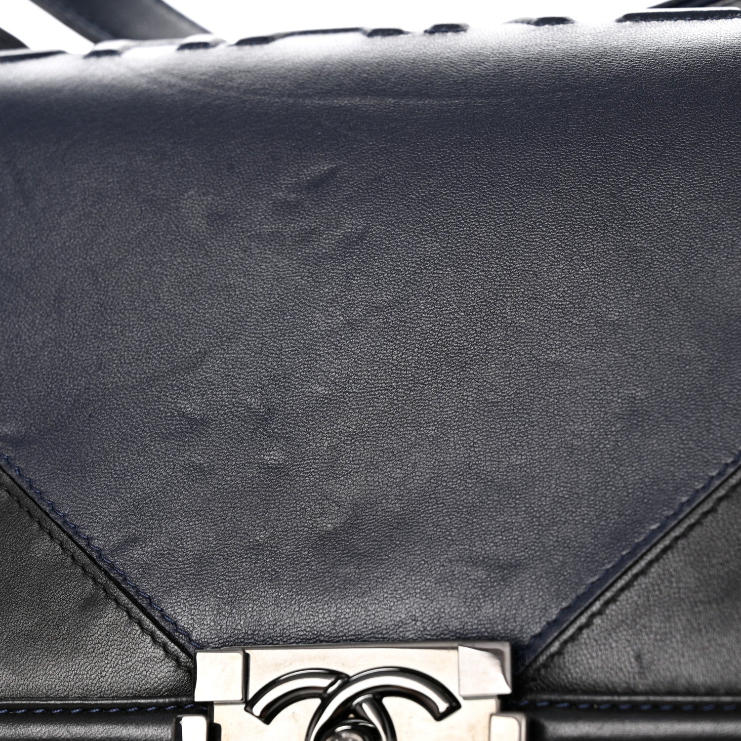 Calfskin Medium Bi-Color Boy Flap Black Dark Navy