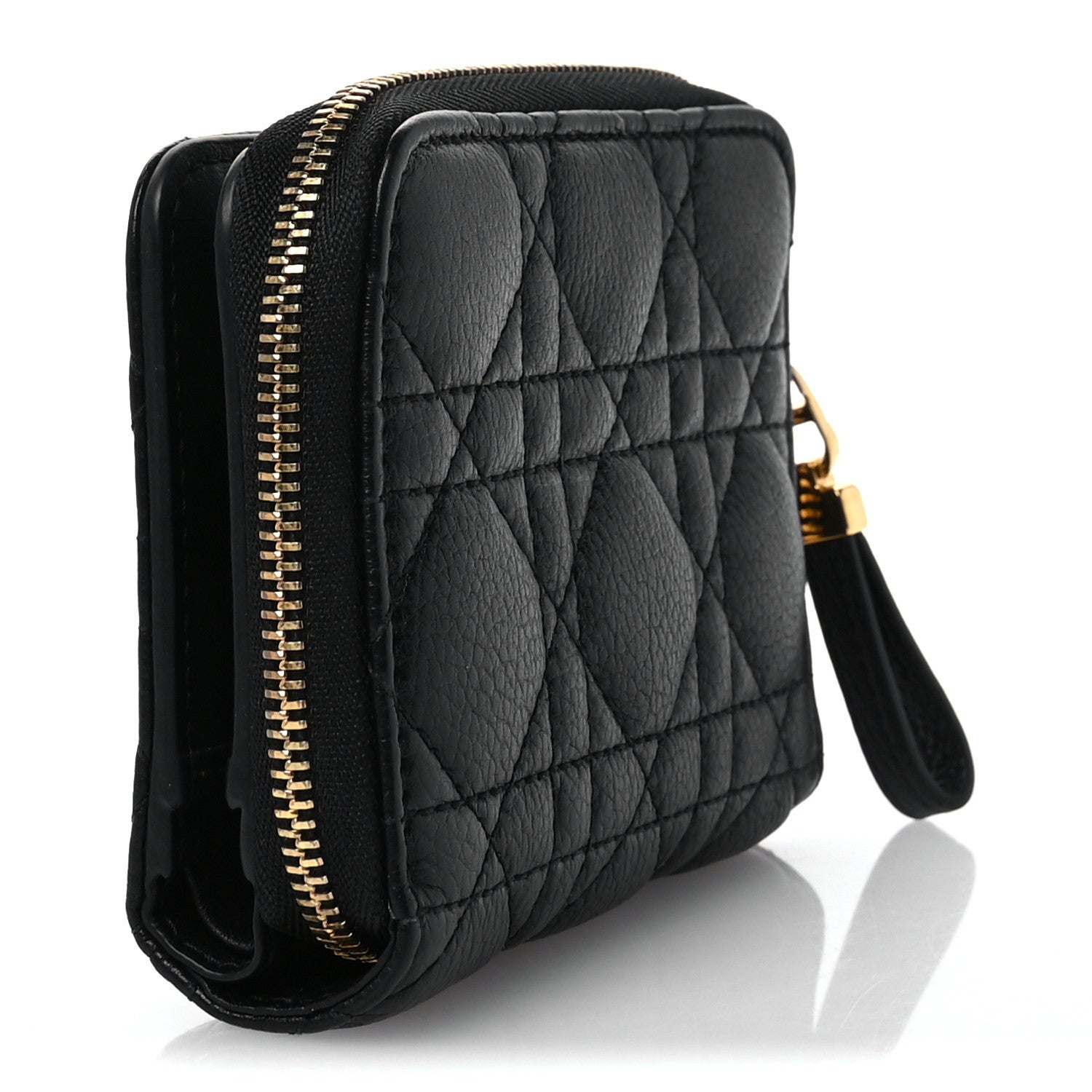 Grained Calfskin Supple Cannage Caro Scarlet Zipped Wallet Black