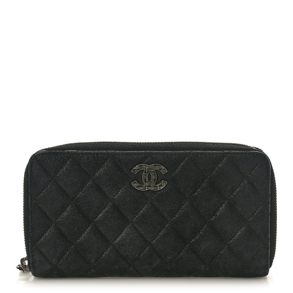 Iridescent Lambskin Quilted CC Long Zipped Wallet Black